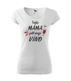 Tahle máma potřebuje víno 2