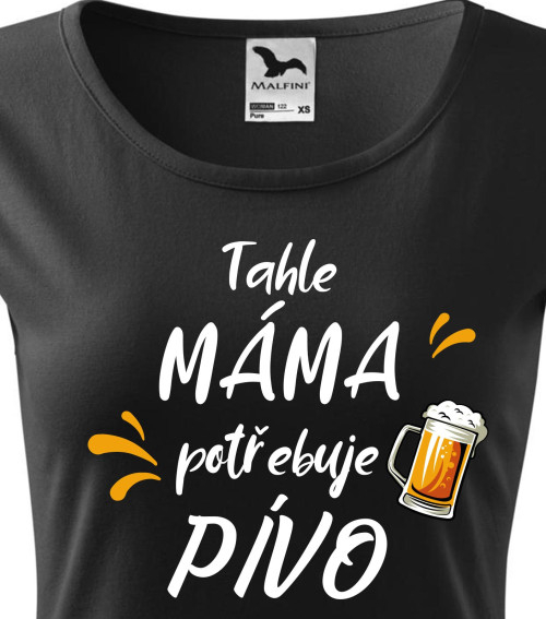 Tahle máma potřebuje pívo